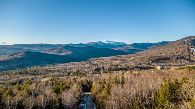 $650,000 | 28 North Hampshire Ridge Road, Jackson, NH 03846