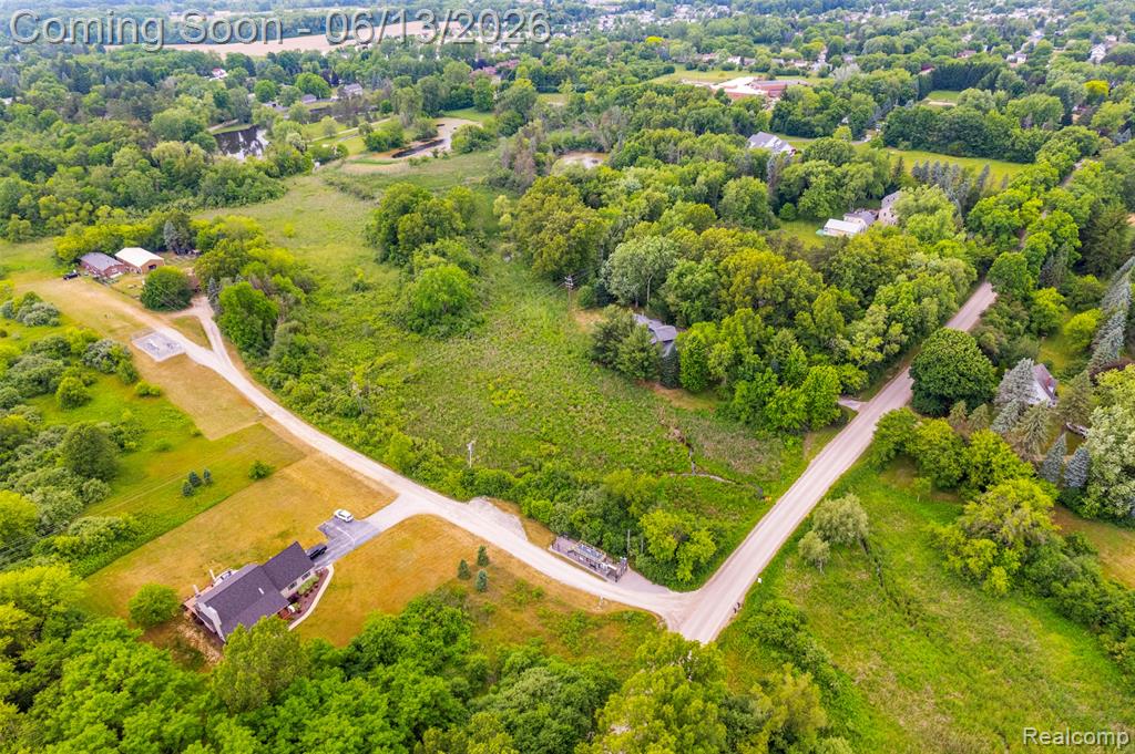 6186 Crane Road Ypsilanti, MI 48197 - Photo 3 of 53