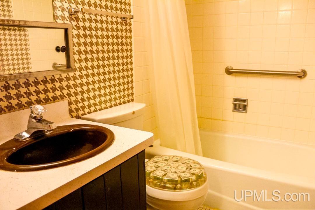 21703 Peepsock Road Houghton, MI 49931 - Photo 20 of 56