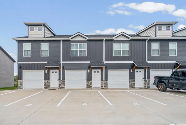 $1,300 | 216 Drayton Drive, Unit B, Clarksville, TN 37042