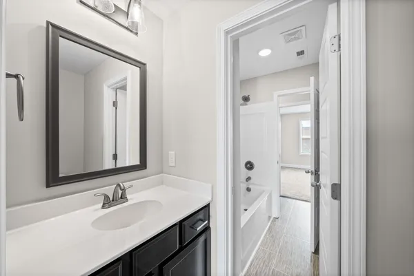 $1,300 | 216 Drayton Drive, Unit B, Clarksville, TN 37042