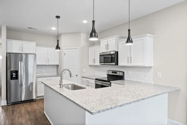 $1,300 | 216 Drayton Drive, Unit B, Clarksville, TN 37042