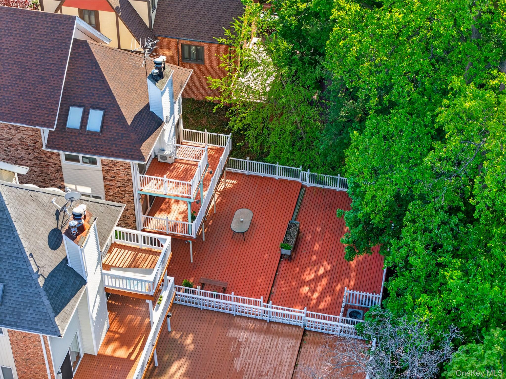 217-63 Corbett Road Queens, NY 11361 - Photo 4 of 22