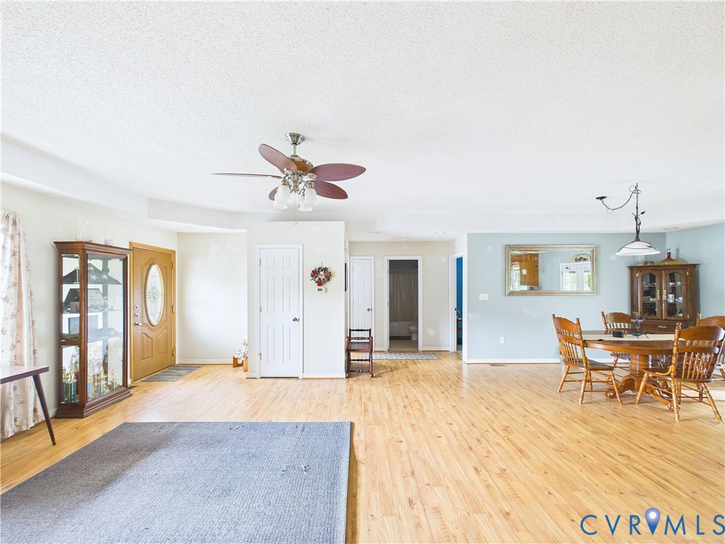 1035 Cole Harbor Road Blackstone, VA 23824 - Photo 8 of 39