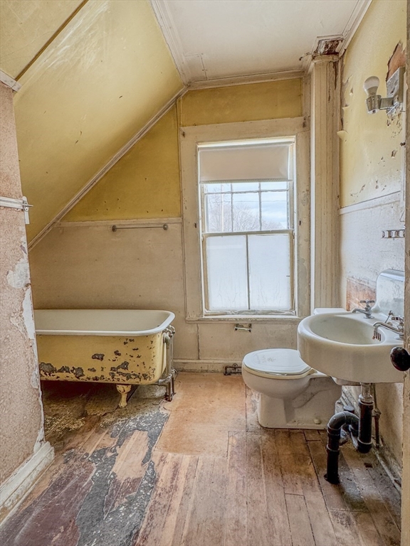 360 Davis Street Greenfield, MA 01301 - Photo 21 of 32 a bathroom with a sink and a mirror