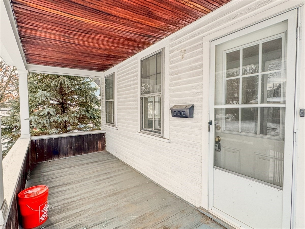 360 Davis Street Greenfield, MA 01301 - Photo 3 of 32