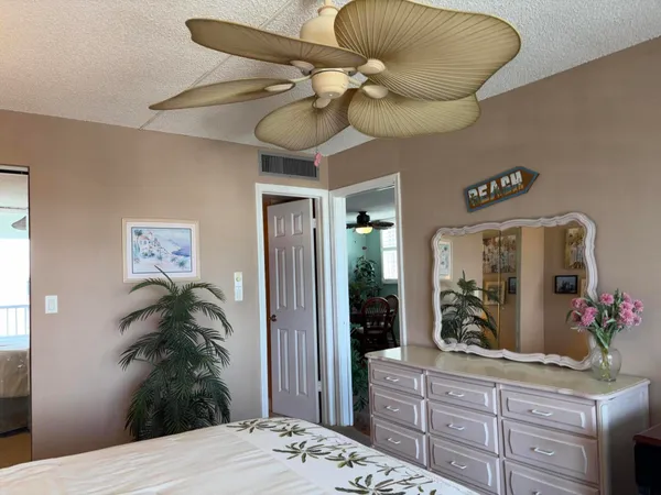 $2,400 | Undisclosed Address, Boynton Beach, FL 33435