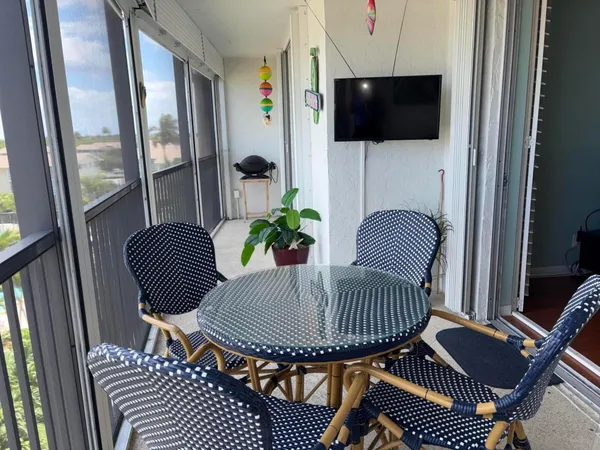 $2,400 | Undisclosed Address, Boynton Beach, FL 33435