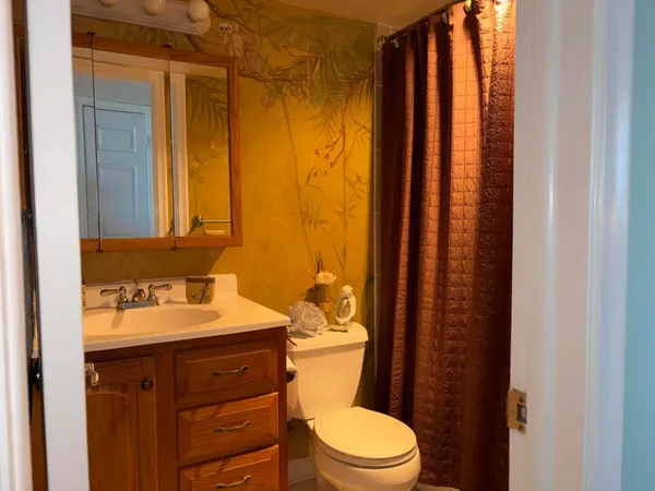 $2,400 | Undisclosed Address, Boynton Beach, FL 33435