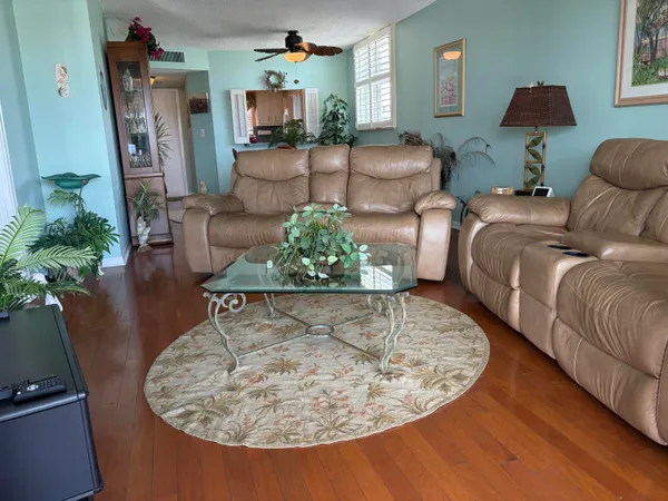 $2,400 | Undisclosed Address, Boynton Beach, FL 33435