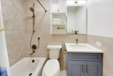 $219,000 | 777 North Michigan Avenue, Unit 3405, Chicago, IL 60611