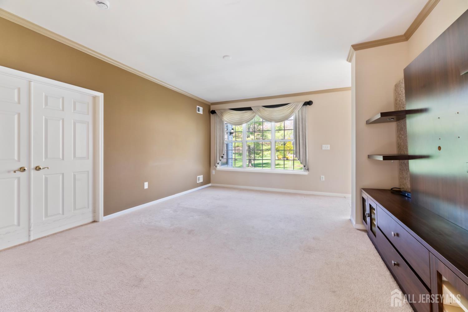 255 Spring Meadow Way Monroe Township, NJ 08831 - Photo 14 of 25