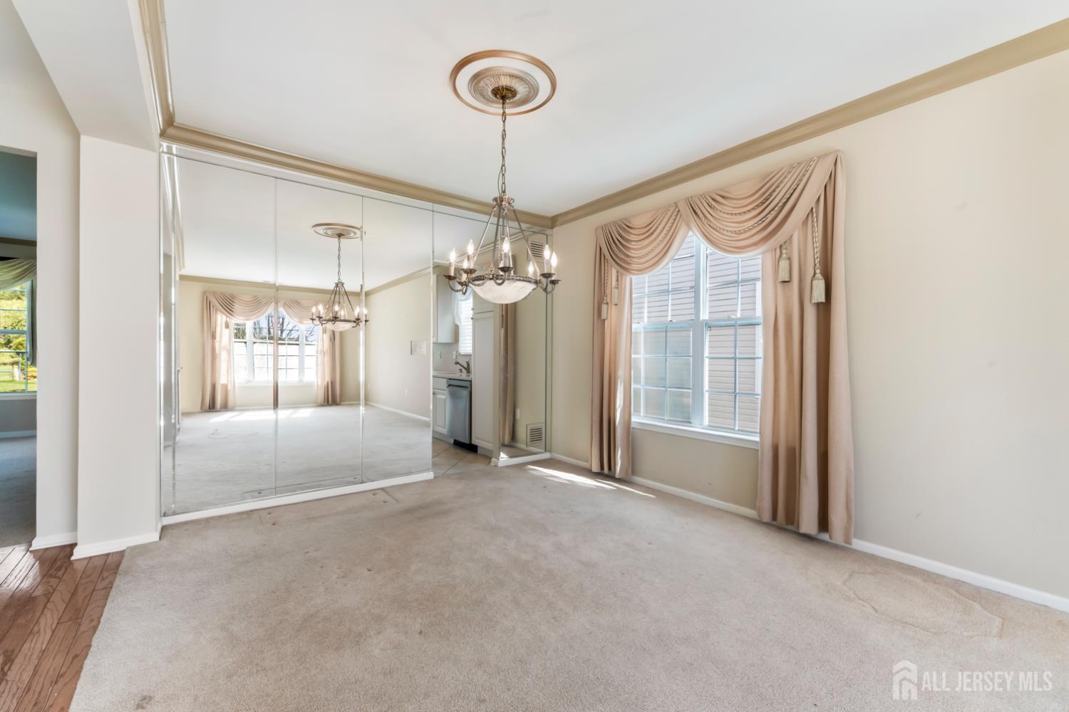 255 Spring Meadow Way Monroe Township, NJ 08831 - Photo 5 of 25