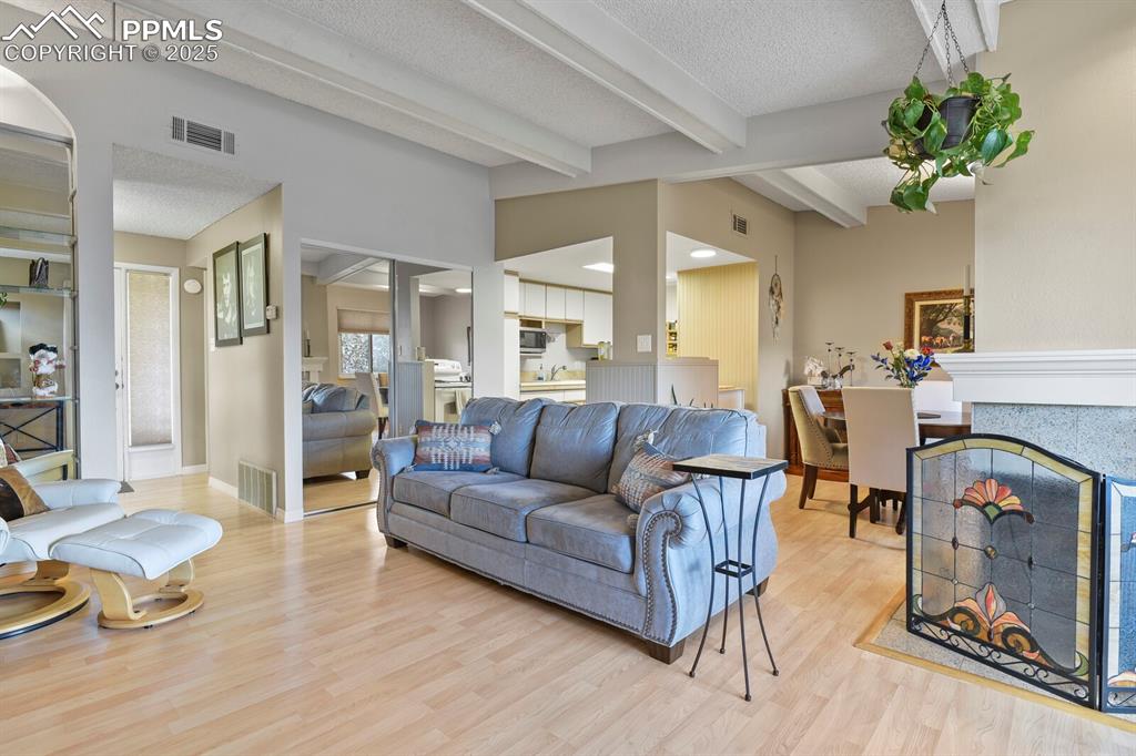 1018 Fontmore Road, Unit D Colorado Springs, CO 80904 - Photo 6 of 31
