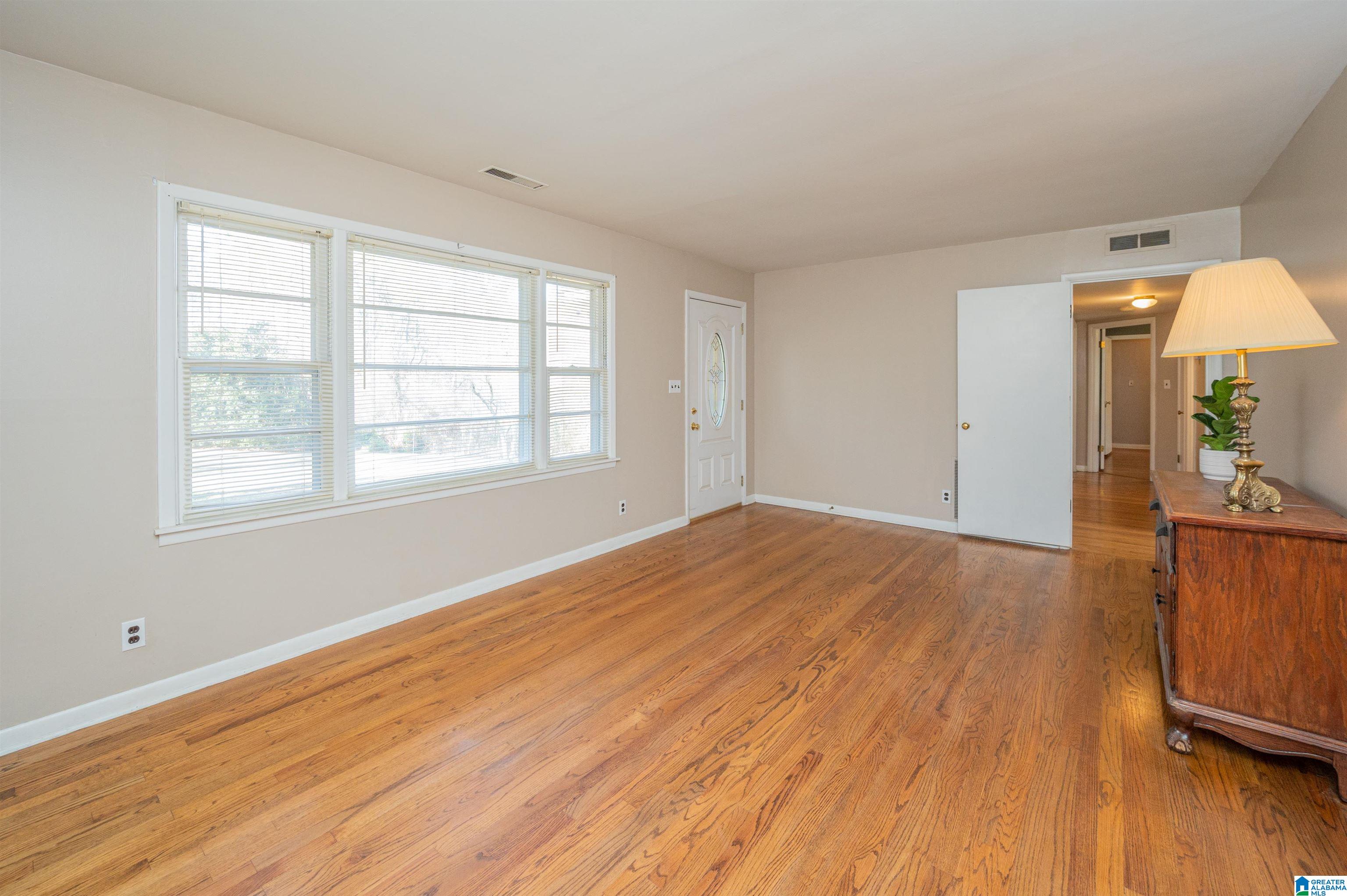 3405 Ridgecrest Drive Birmingham, AL 35216 - Photo 7 of 50