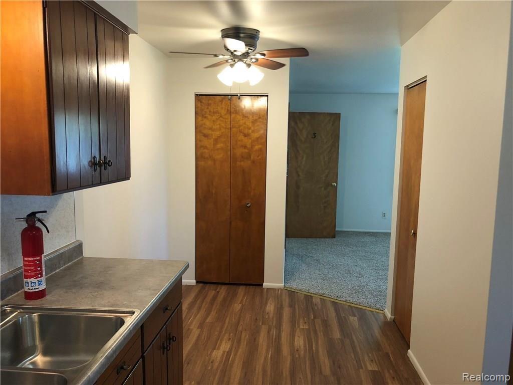22066 South Nunneley Road, Unit 3 Clinton Township, MI 48035 - Photo 8 of 22