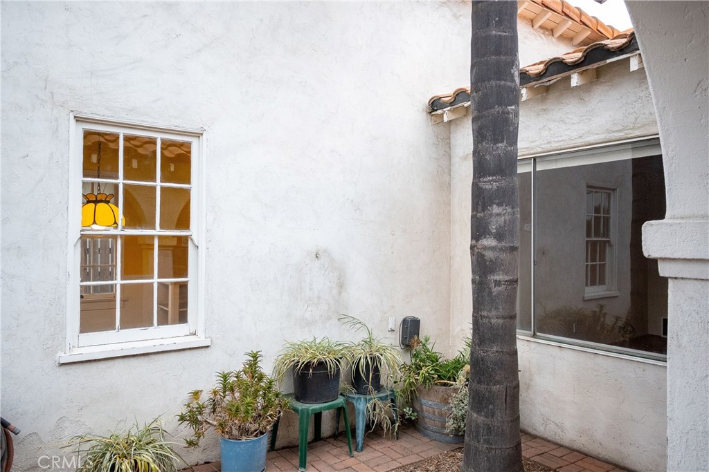 175 West 9th Street Upland, CA 91786 - Photo 10 of 42