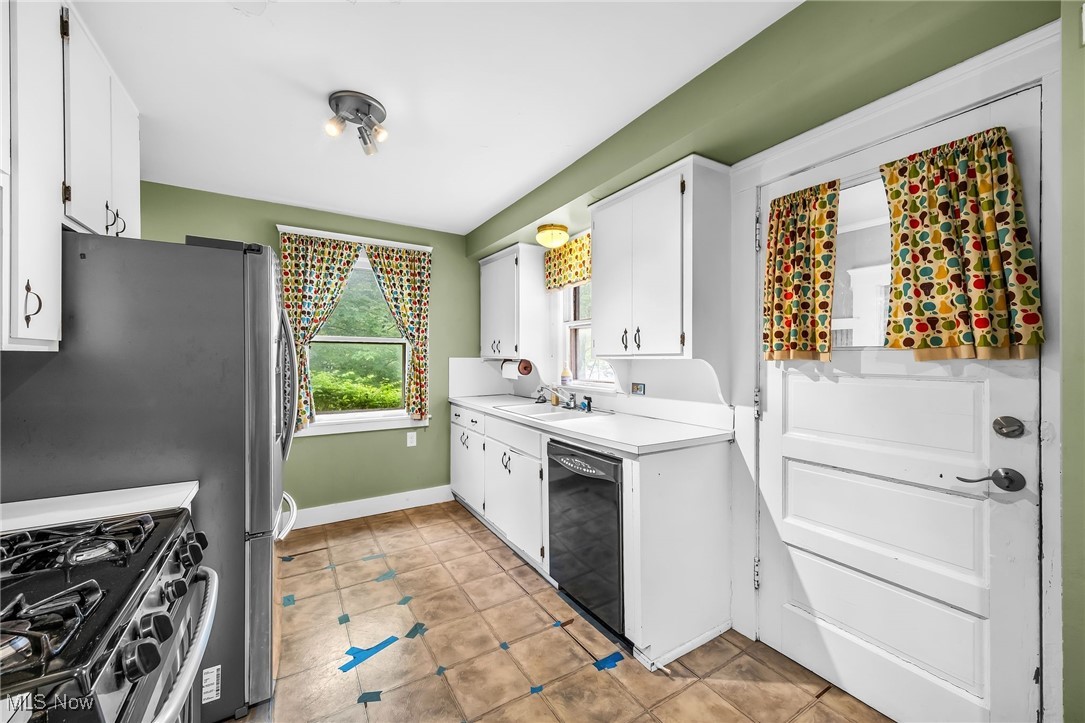 26561 Butternut Ridge Road North Olmsted, OH 44070 - Photo 7 of 45 Gallery Image 7