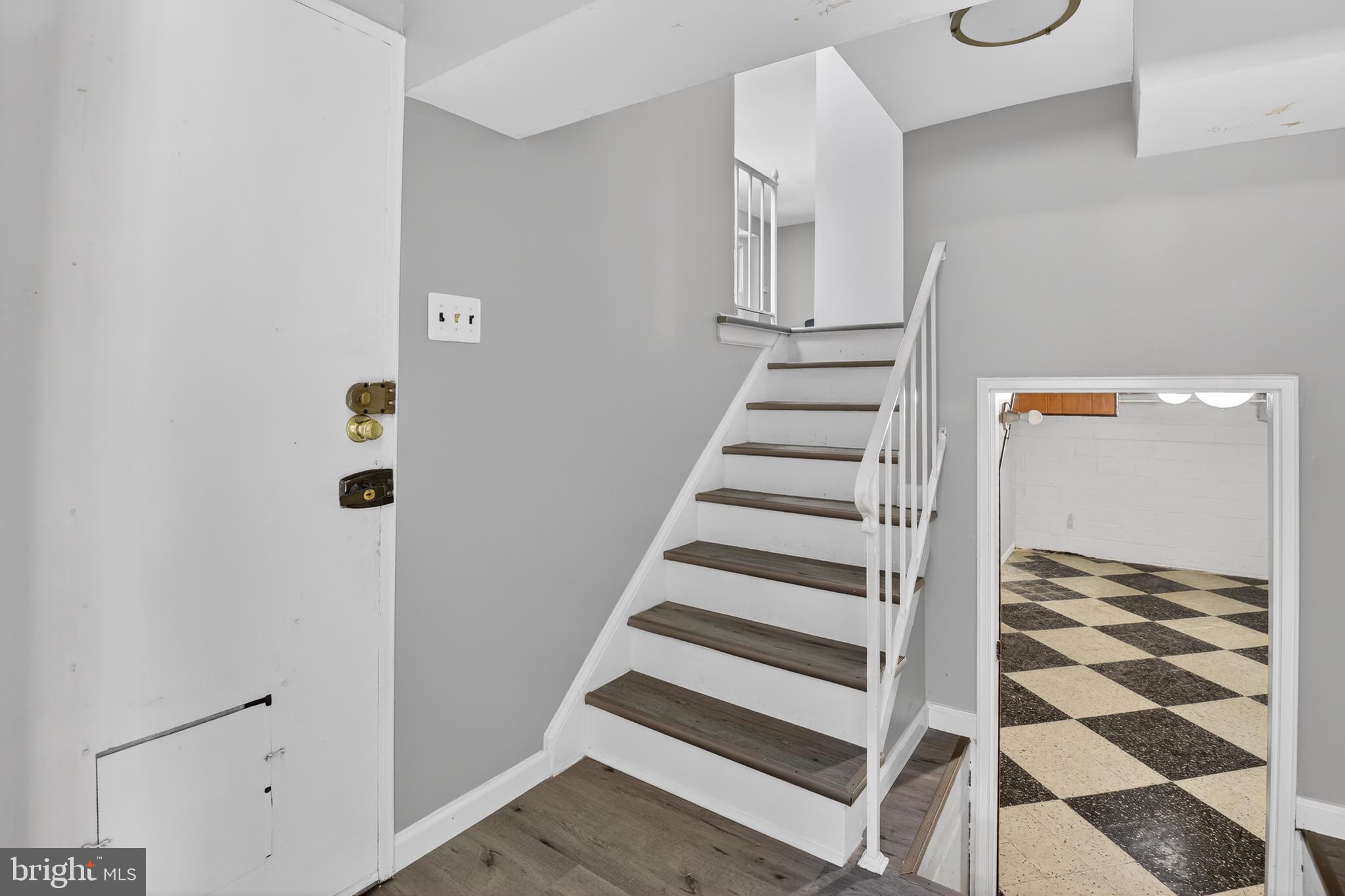 2016 Cascade Road Silver Spring, MD 20902 - Photo 11 of 37