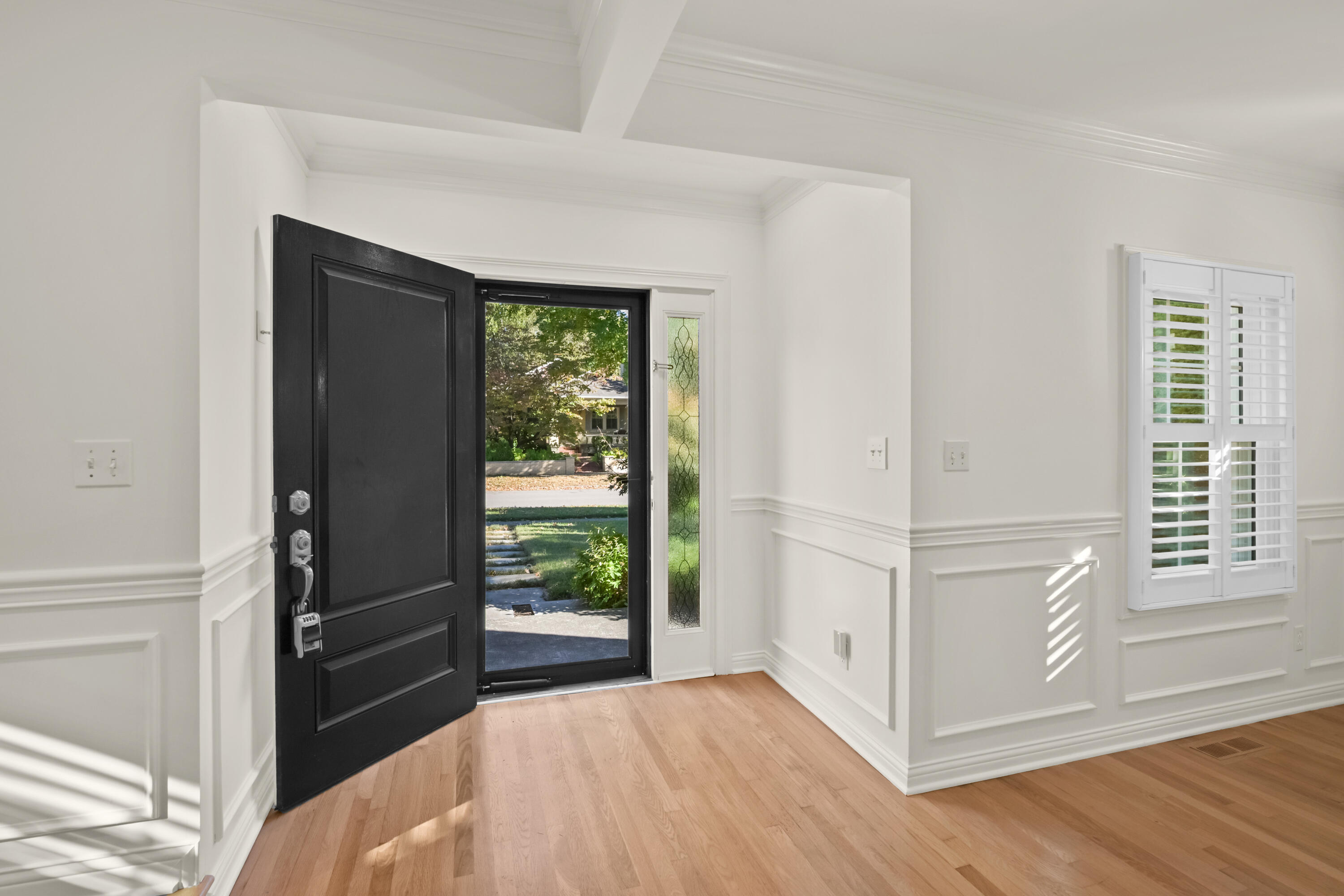 331 Ridgeway Road Lexington, KY 40502 - Photo 5 of 48 JSB_7235