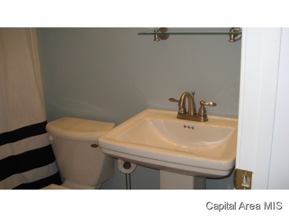 30 Trailridge Lane Springfield, IL 62704 - Photo 16 of 17 Gallery Image 16