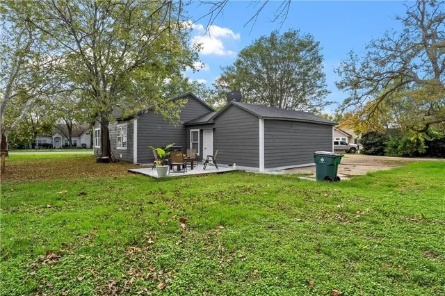 $188,000 | 1401 East Texas Avenue, Mart, TX 76664