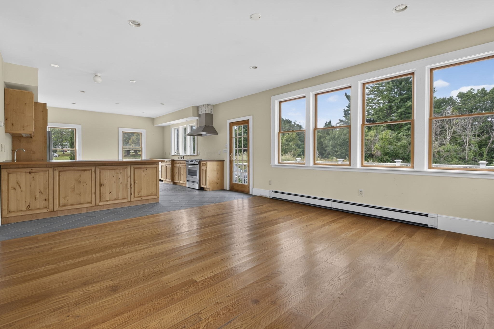 304 High Road Newbury, MA 01951 - Photo 10 of 40 Gallery Image 10