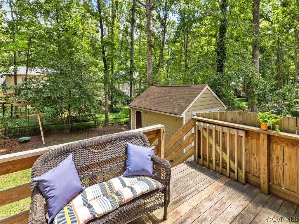 5807 Mill Spring Road Midlothian, VA 23112 - Photo 27 of 33 Deck