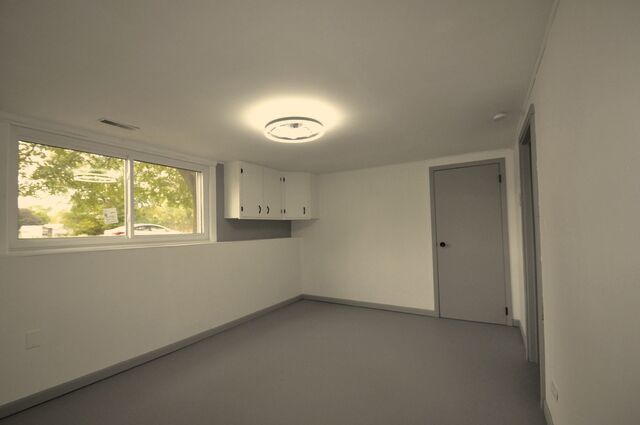 1703 Florence Street Streator, IL 61364 - Photo 21 of 33 a view of empty room with window