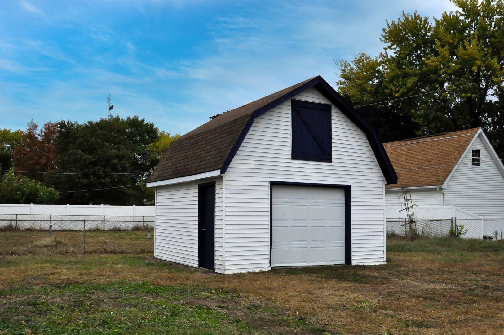 1703 Florence Street Streator, IL 61364 - Photo 31 of 33 a view of a house with a yard