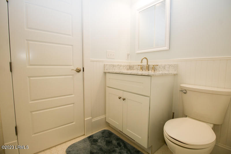 903MD_2bedroom_bath_(1_of_1)