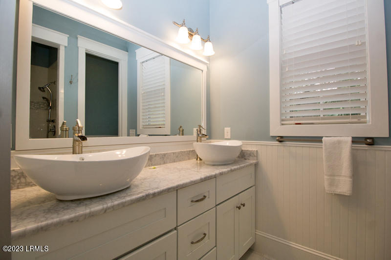 903 Marsh Dunes Road Fripp Island, SC 29920 - Photo 8 of 26 903MD_master_bath_(1_of_1)