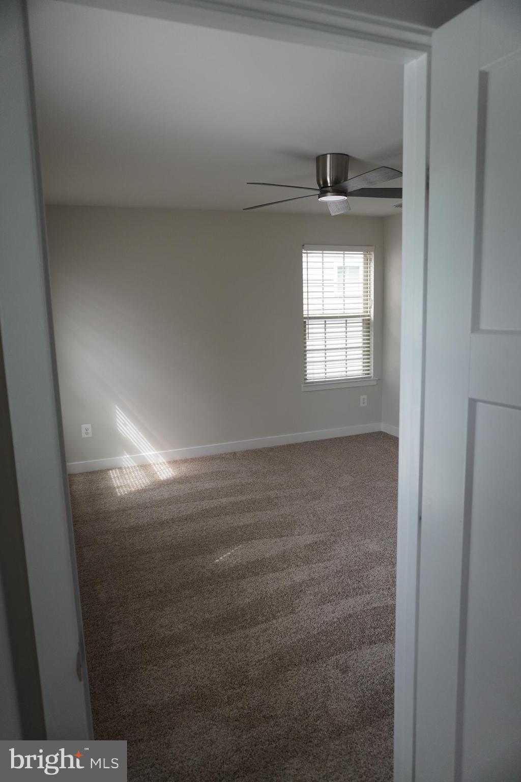 4510 Joseph Bristow Lane Annandale, VA 22003 - Photo 3 of 38