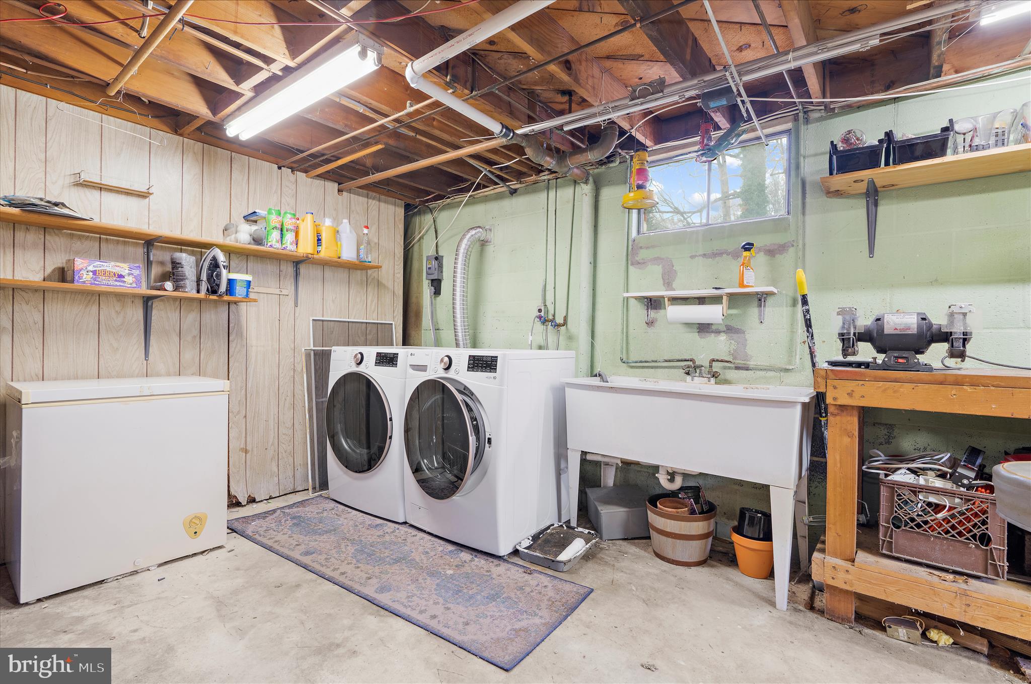 19 Well Street Huntingtown, MD 20639 - Photo 29 of 44 a utility room with dryer and washer
