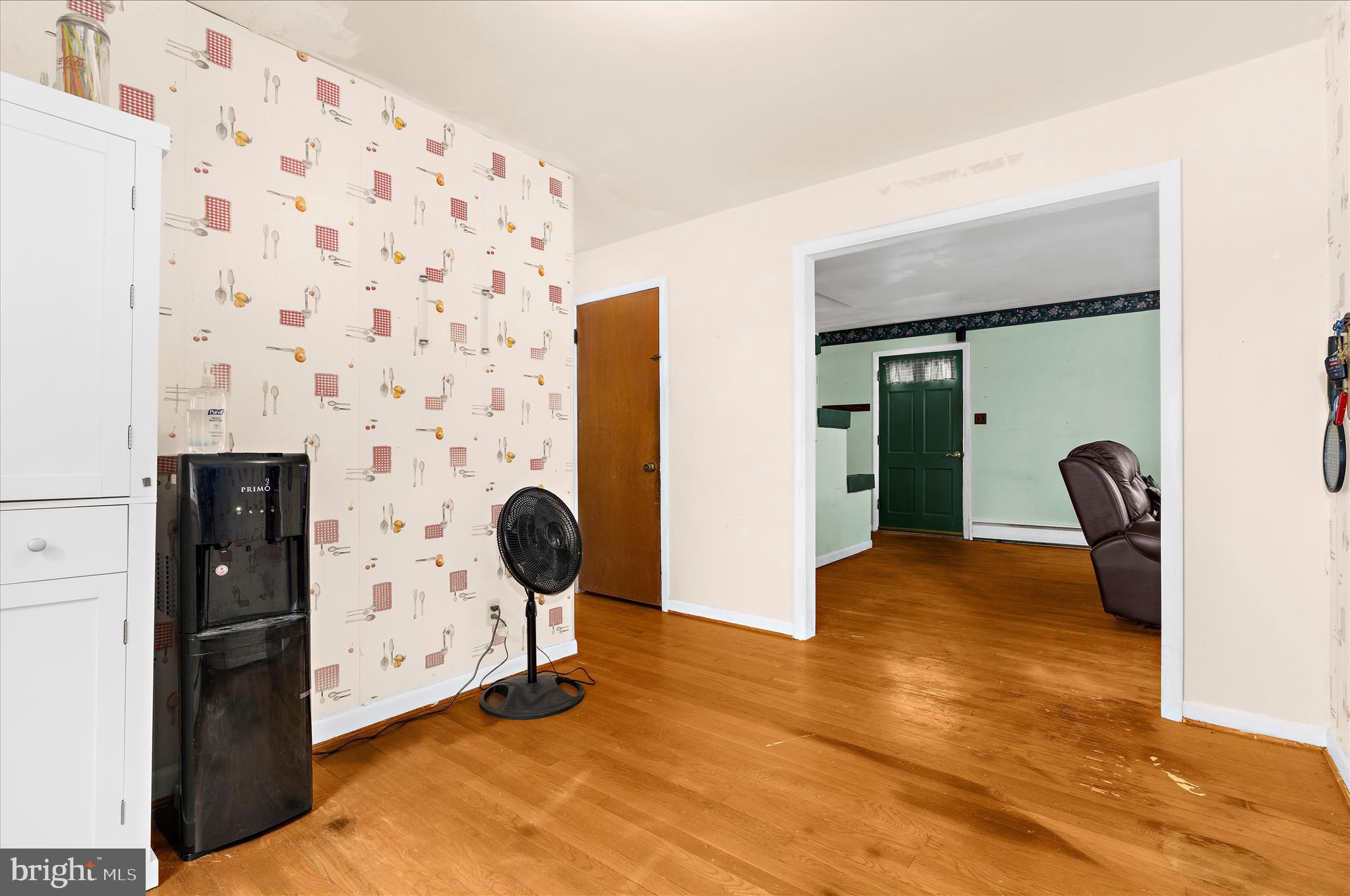 19 Well Street Huntingtown, MD 20639 - Photo 7 of 44 a view of an entryway with wooden floor