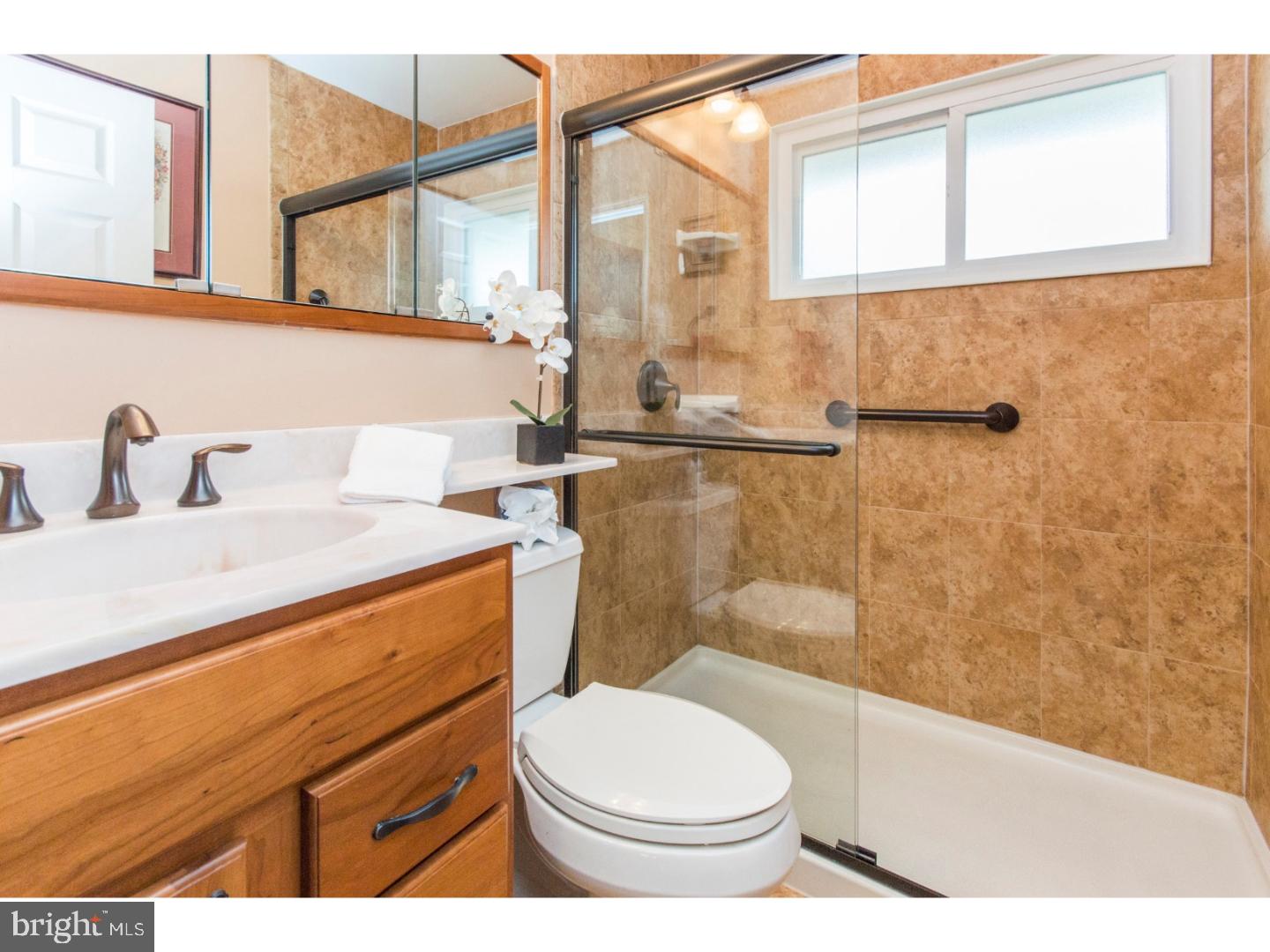 2 Canary Road Levittown, PA 19057 - Photo 14 of 25 Bathroom