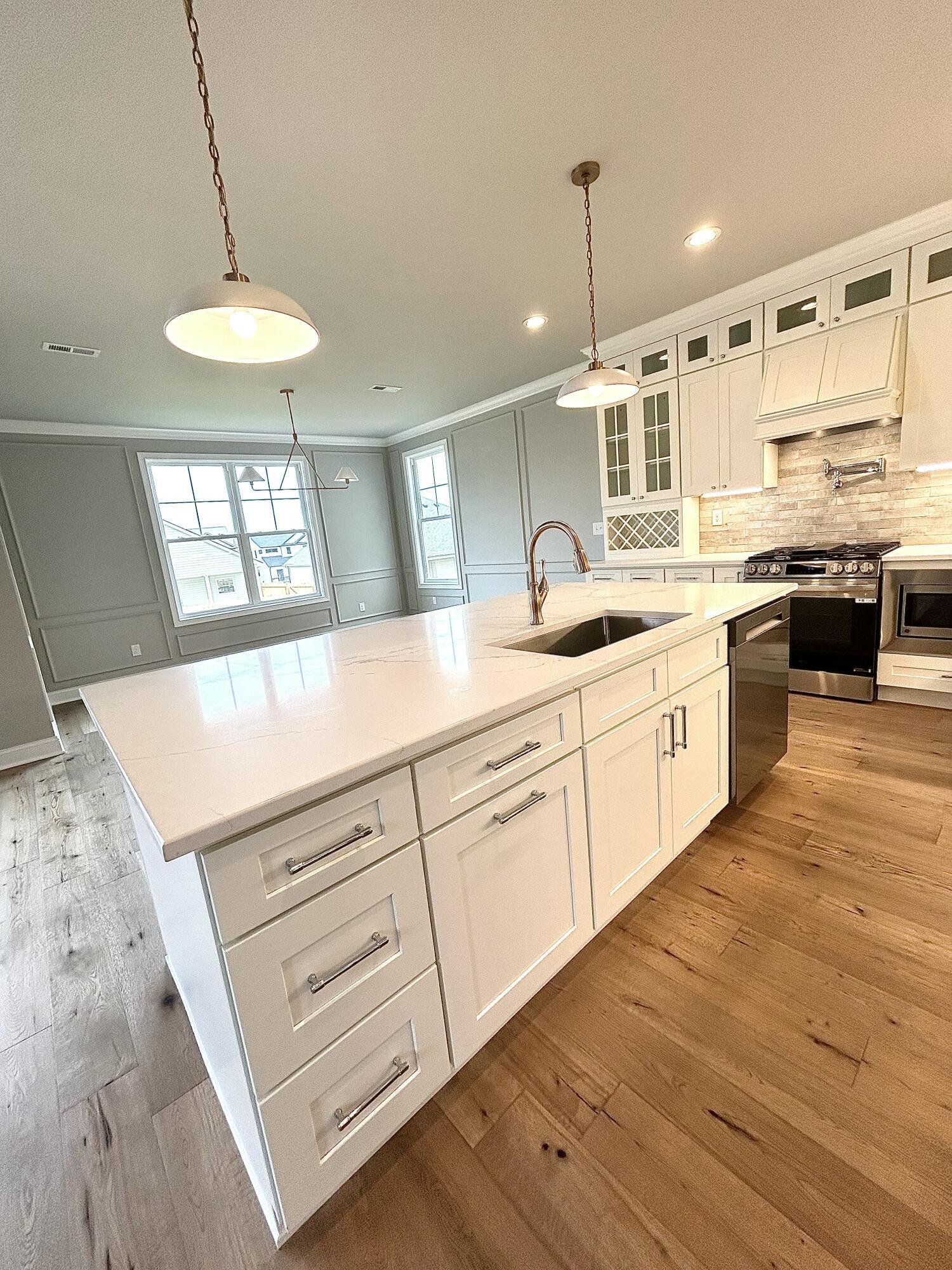 4176 Buttermilk Road Lexington, KY 40509 - Photo 11 of 35 Model Home. Final design and finishes may vary.