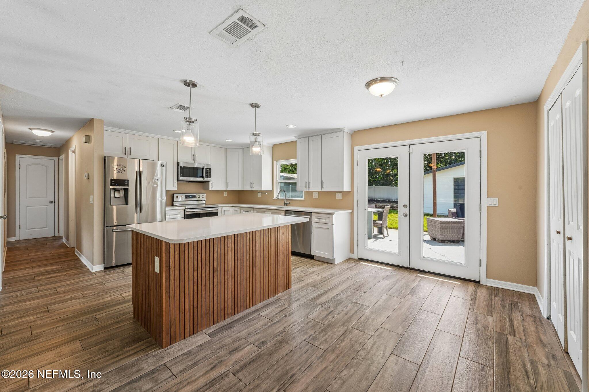 317 Penman Road Neptune Beach, FL 32266 - Photo 11 of 48 Updated Kitchen