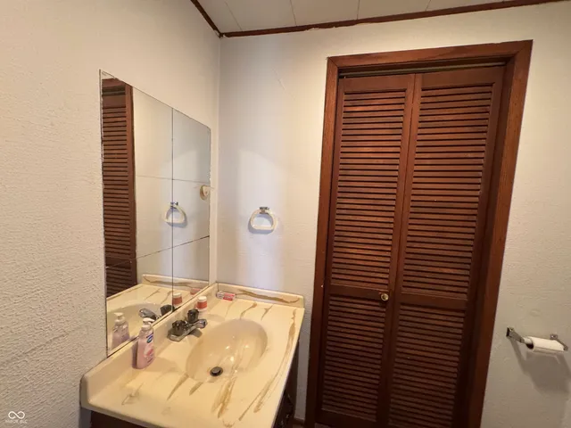 $289,900 | 2324 East 200 North, Rushville, IN 46173