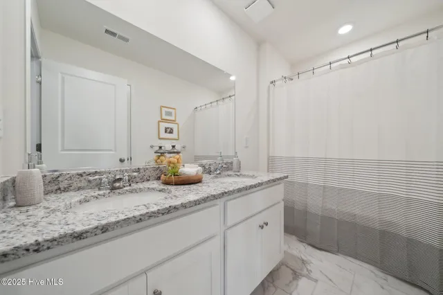 $459,990 | 302 Mizzen Way, Elizabeth City, NC 27909