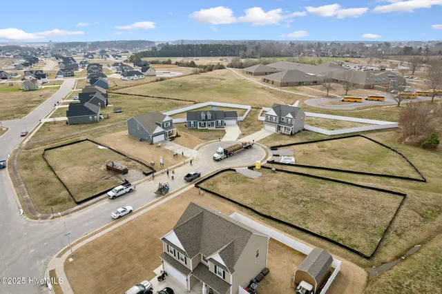 $459,990 | 302 Mizzen Way, Elizabeth City, NC 27909