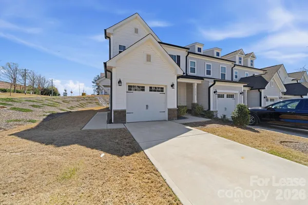 $2,200 | 11936 Basking Drive, Charlotte, NC 28214