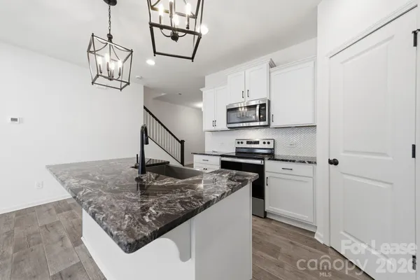 $2,200 | 11936 Basking Drive, Charlotte, NC 28214