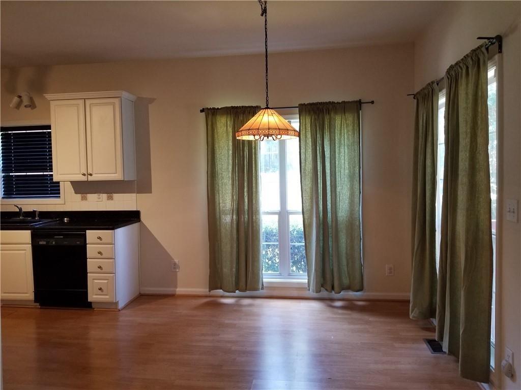 2828 Oglethorpe Run Square Suwanee, GA 30024 - Photo 14 of 46