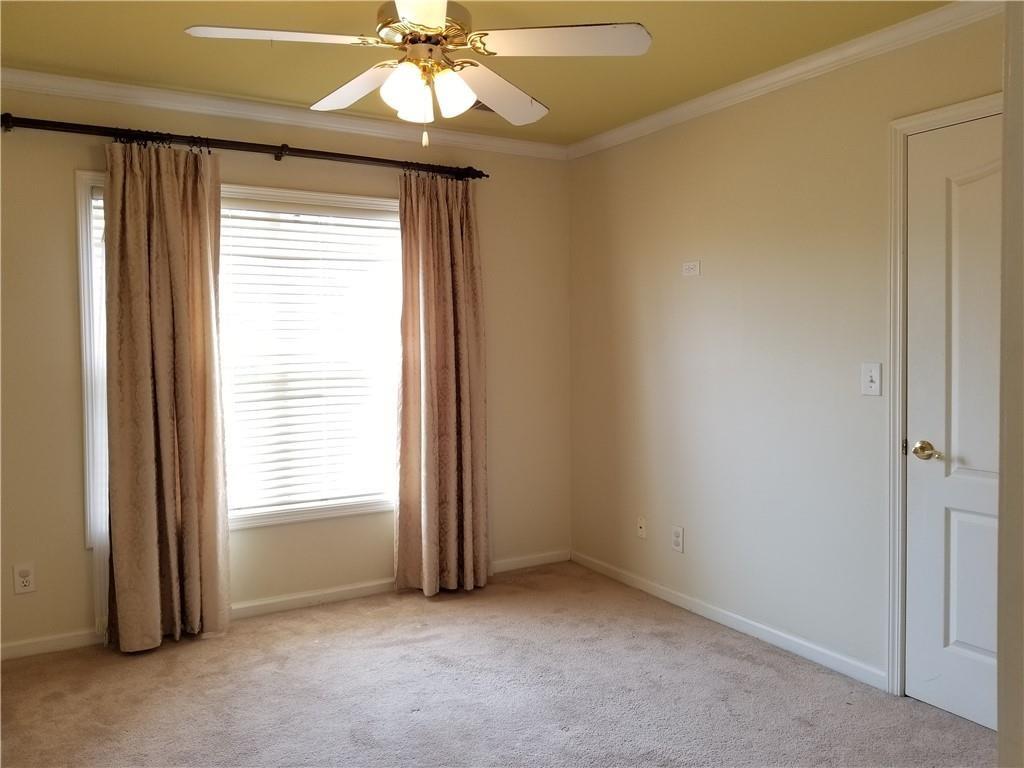 2828 Oglethorpe Run Square Suwanee, GA 30024 - Photo 29 of 46