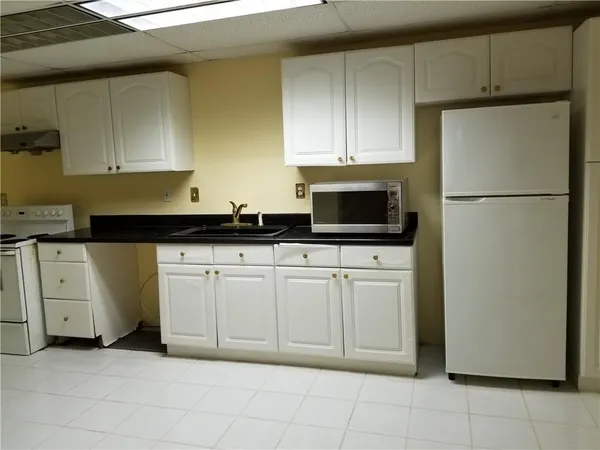 $3,100 | 2828 Oglethorpe Run Square, Suwanee, GA 30024