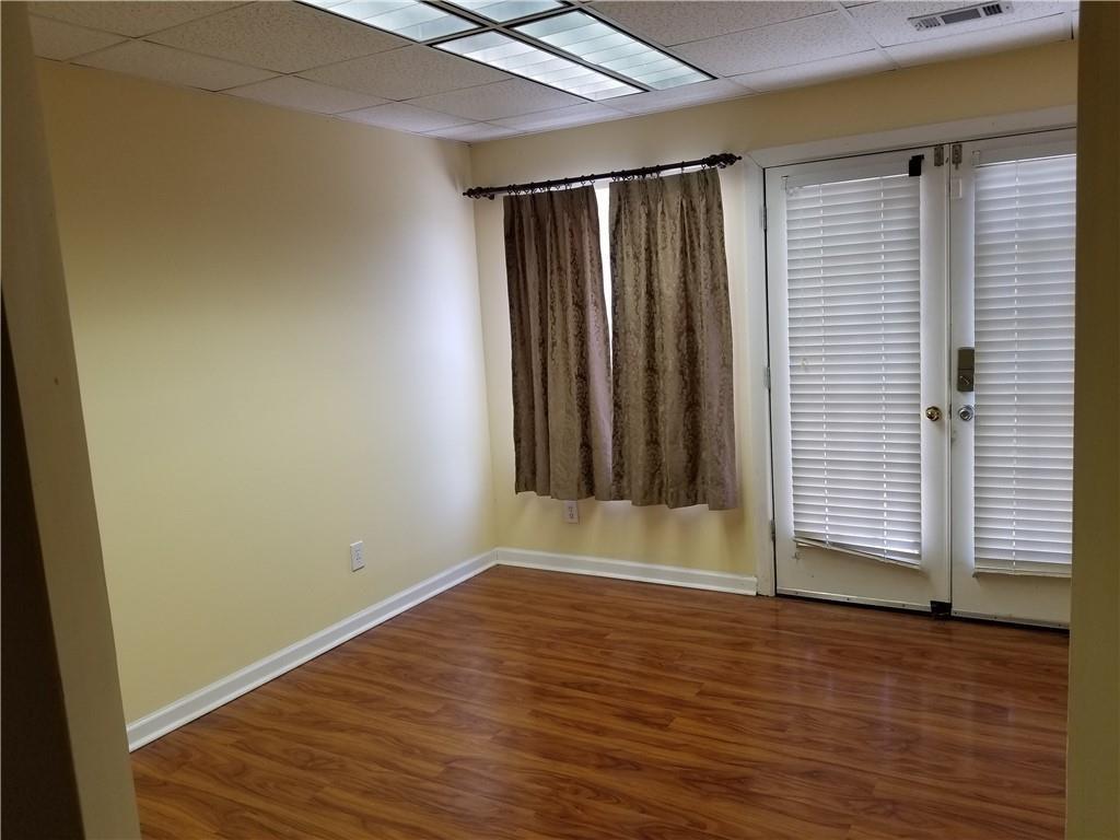2828 Oglethorpe Run Square Suwanee, GA 30024 - Photo 40 of 46