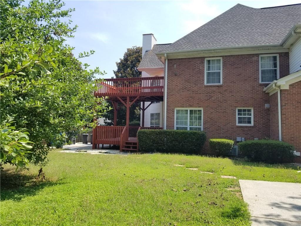 2828 Oglethorpe Run Square Suwanee, GA 30024 - Photo 4 of 46