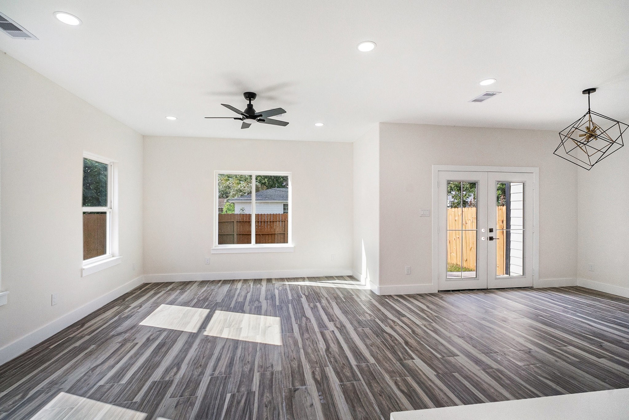 9807 Bamboo Road Houston, TX 77041 - Photo 16 of 37