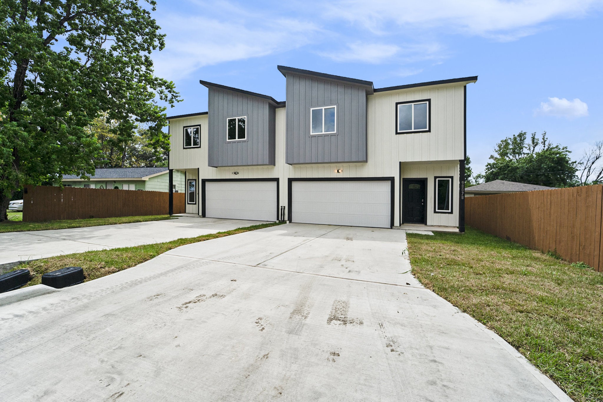 9807 Bamboo Road Houston, TX 77041 - Photo 2 of 37 a house view with a backyard space